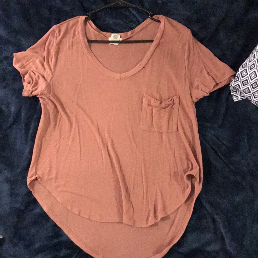 Tee